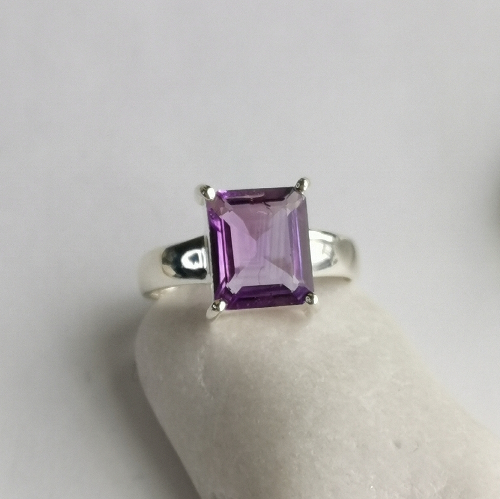 Amethyst ring in Sterling Silver Size 9 🆕 - Picture 9 of 11